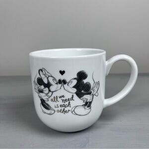 WILLIAMS-SONOMA Vintage Style DISNEY MICKEY & MINNIE MOUSE White Mug Wedding